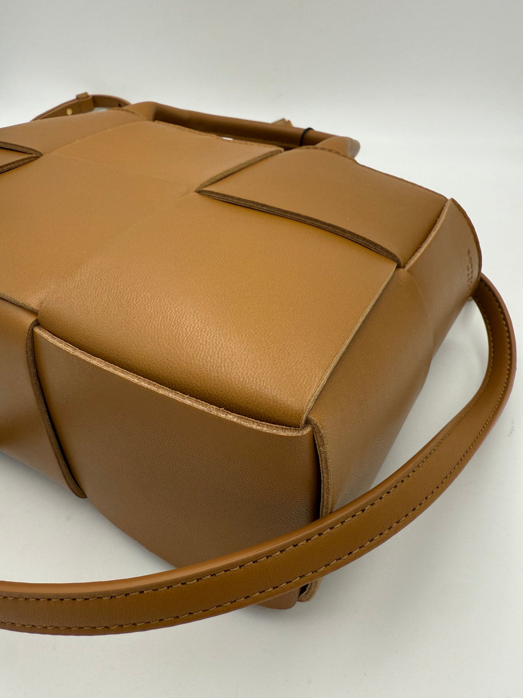 BOTTEGA VENETA PRE LOVED