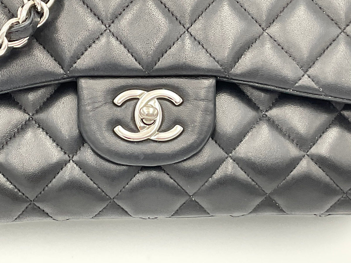 CHANEL PRE LOVED