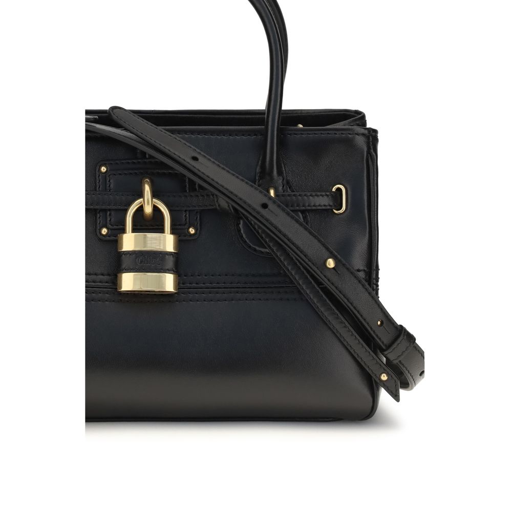 CHLOÉ
