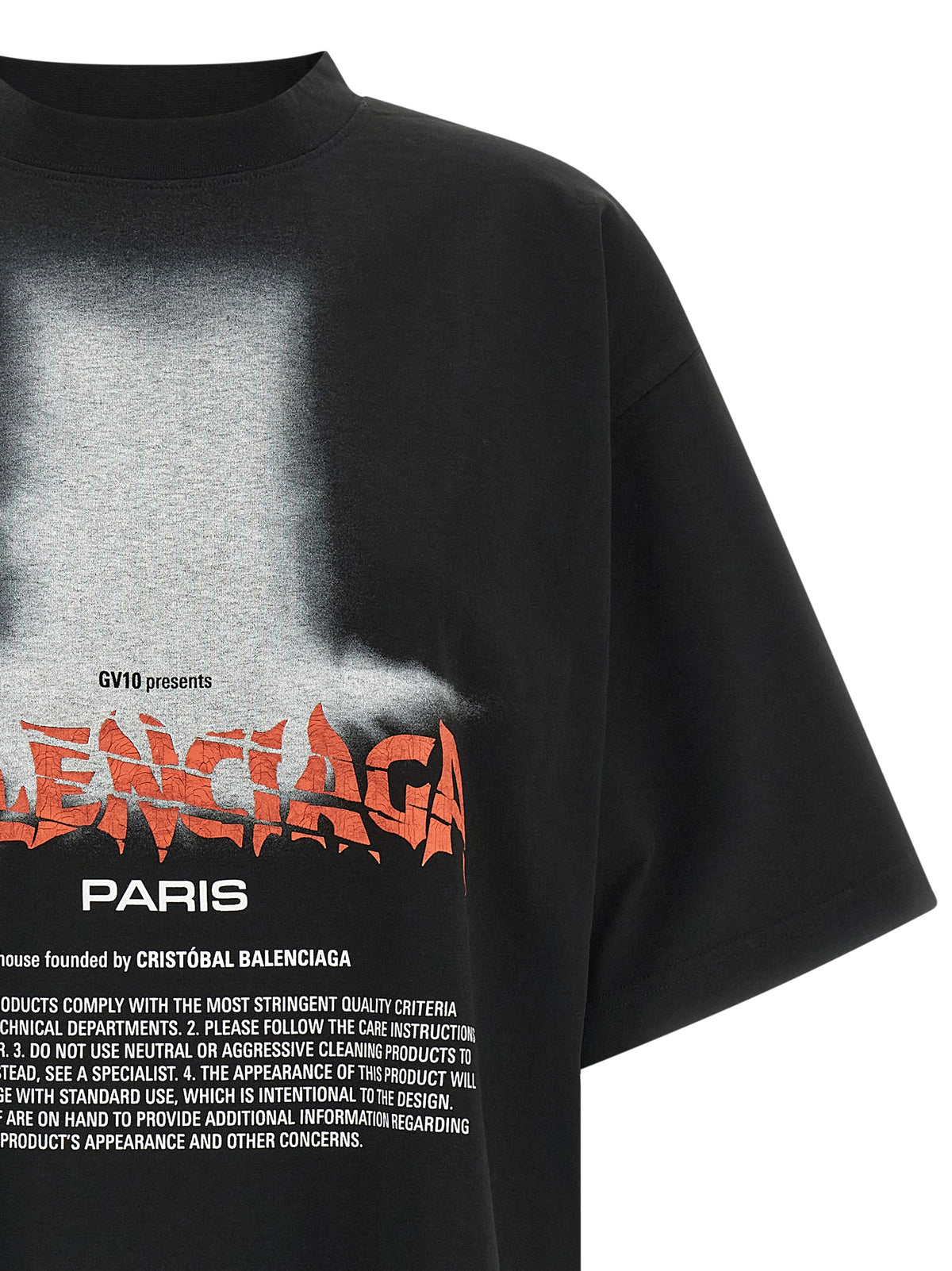 BALENCIAGA