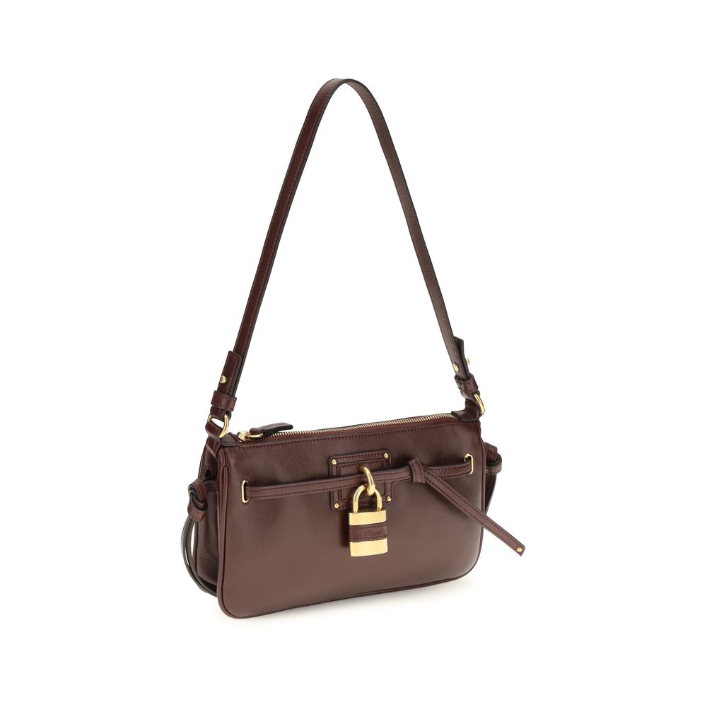 CHLOÈ